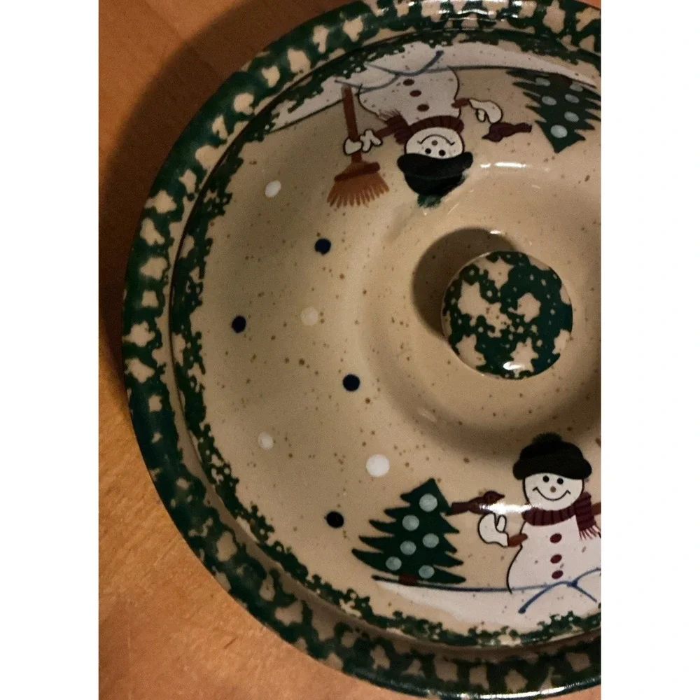 Pie Dish ABC Distributing Christmas‎ Snowman Covered 9